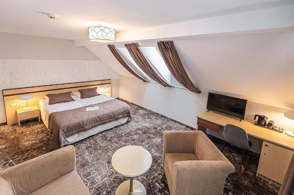 Superior Double Attic room (full double bed)