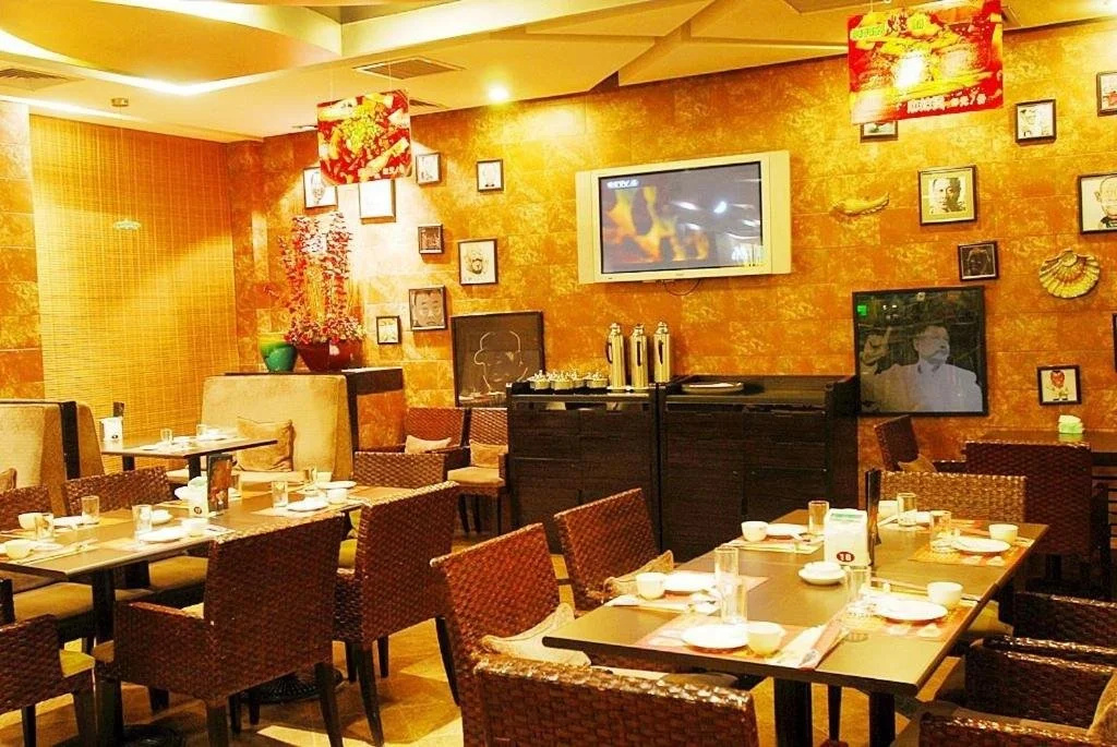 Food & Beverage