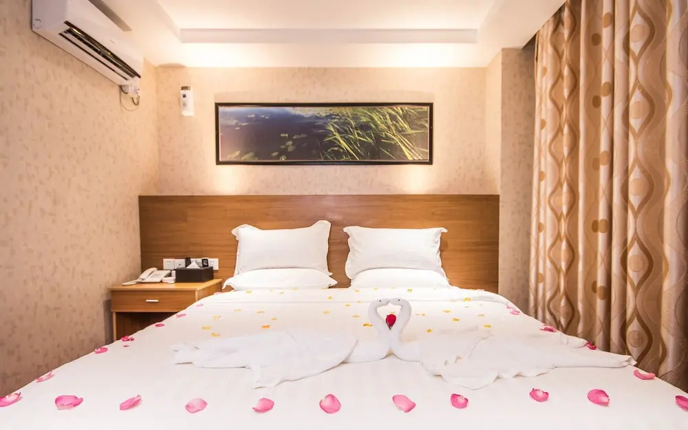 Sky Hotel - Chambres