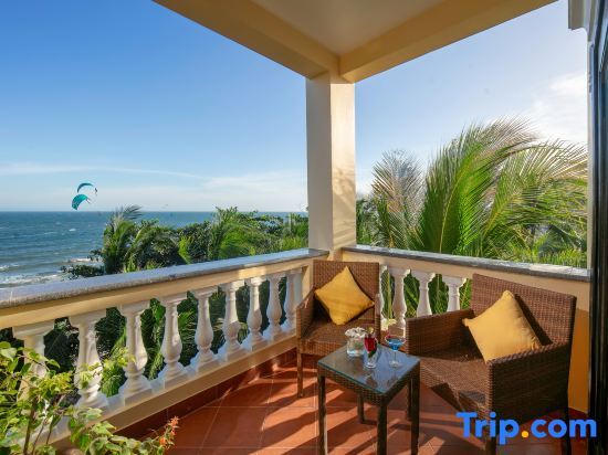 Sea Lion Beach Resort & Spa