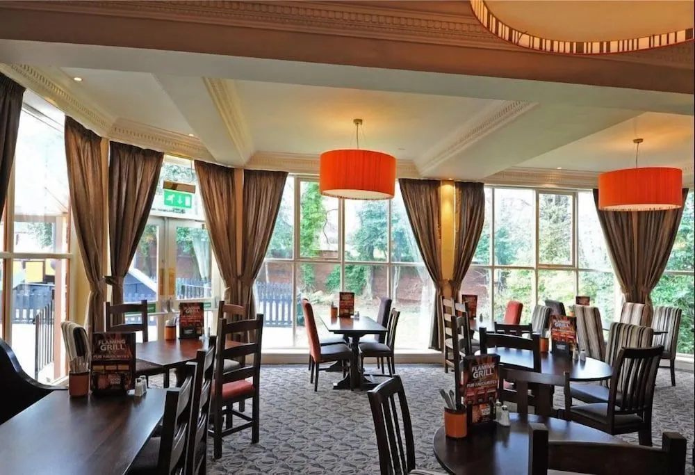 The Brentwood Hotel by Greene King Inns - Général