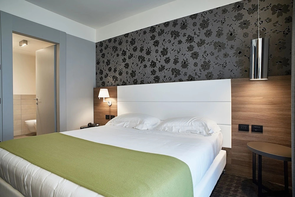 Link124 Hotel - Chambres