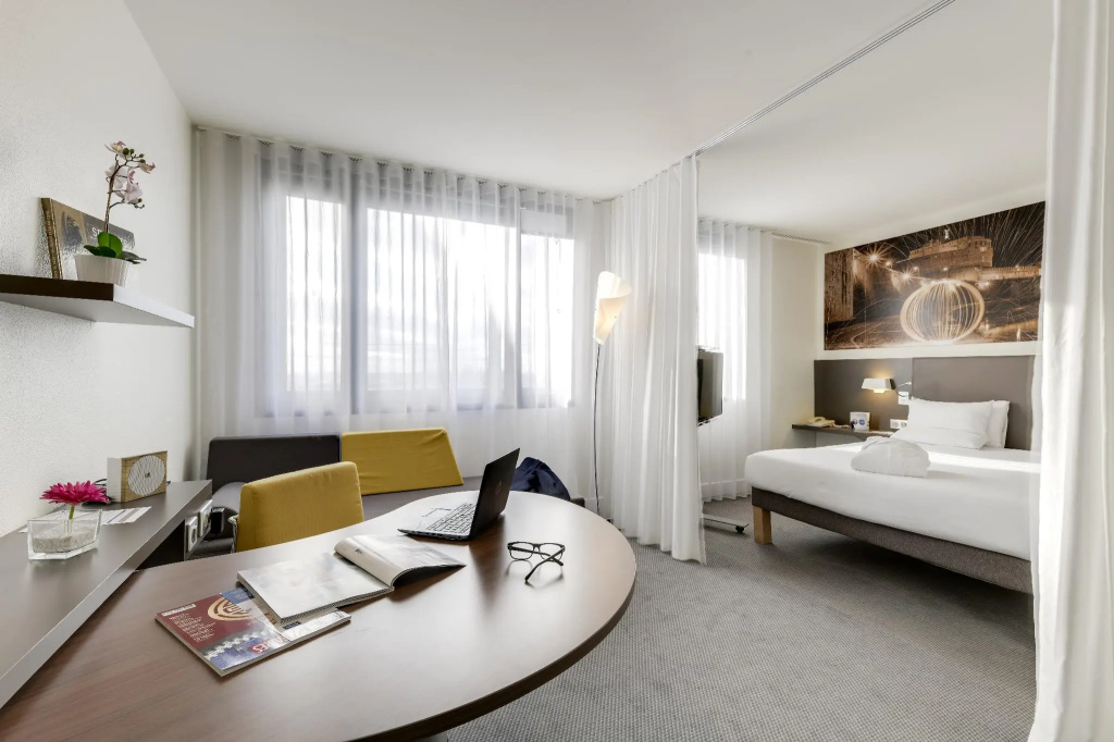 Novotel Suites Paris CDG Airport Villepinte