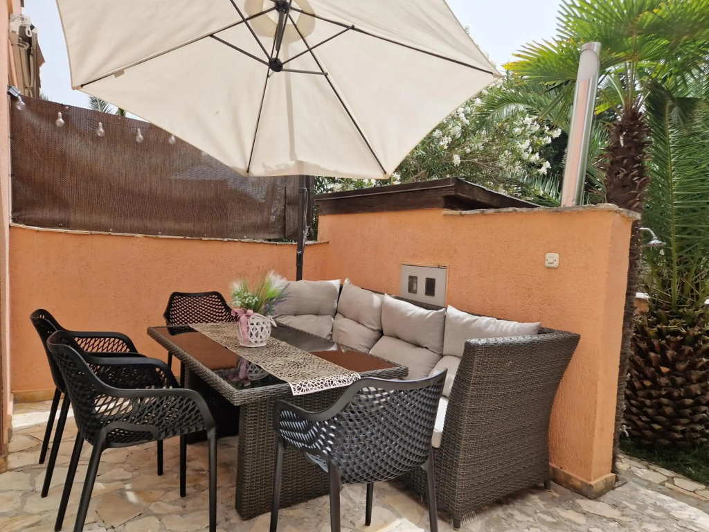 Apartmani Biba, Vir