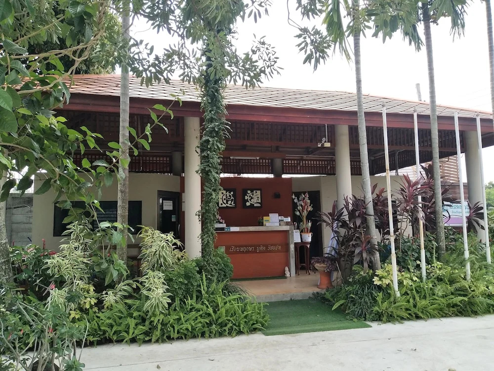 Ruen Pruksa Boutique Resort