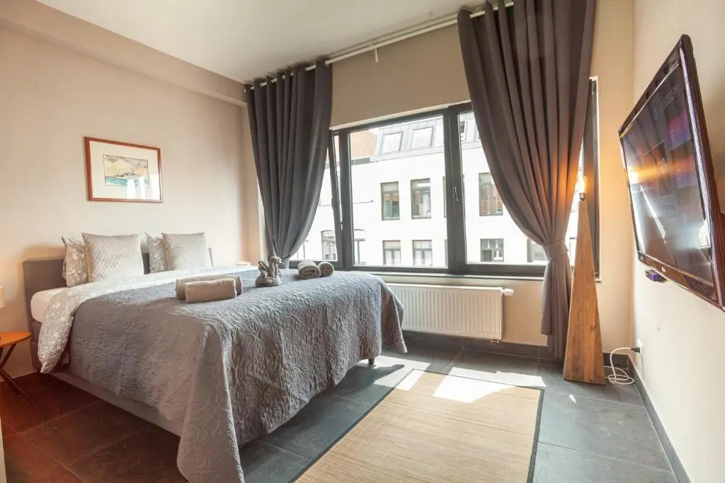 Luxury Suites Central
