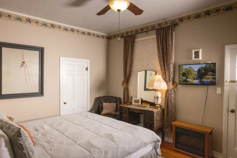 Standard room with balcony