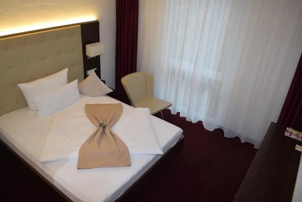 Comfort Double room (full double bed)