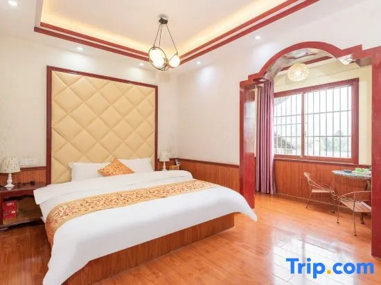 Standard Double room with river view (full double bed)