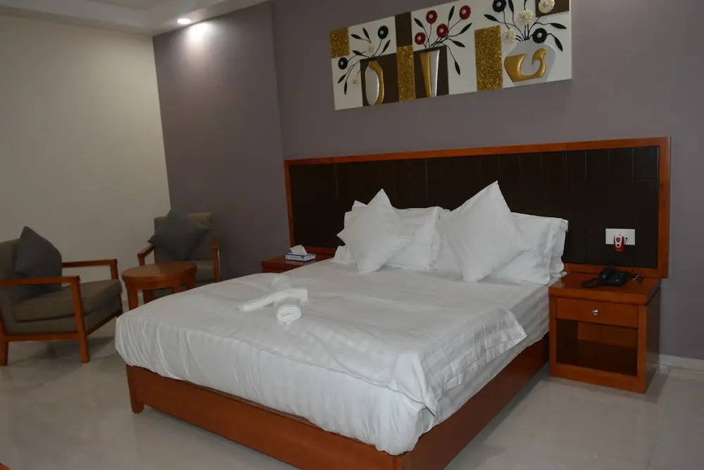 Hotel Platinum - фото 4