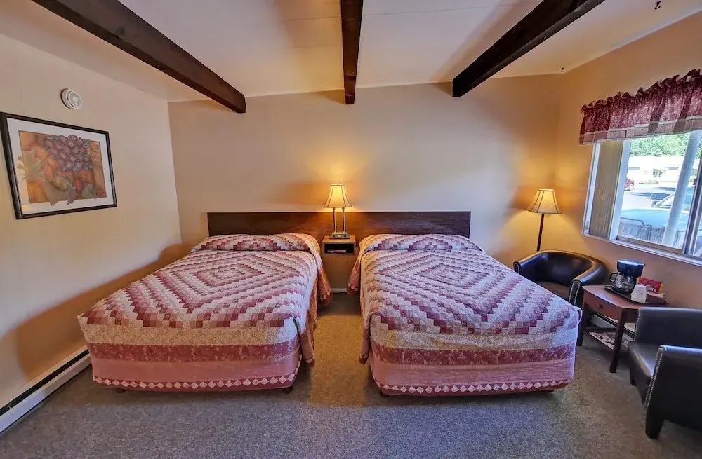 Classic Quadruple room
