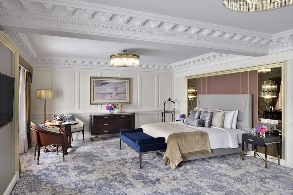 Presidential Raisina Grand Suite