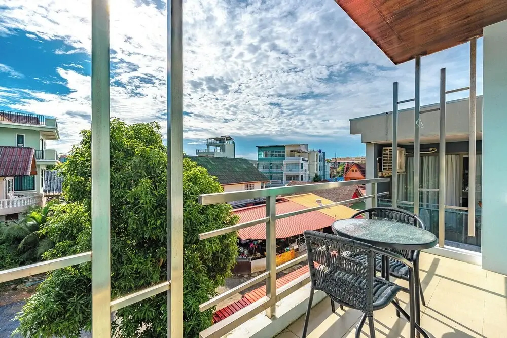 4BR Poolside 500m from Kata Beach V220