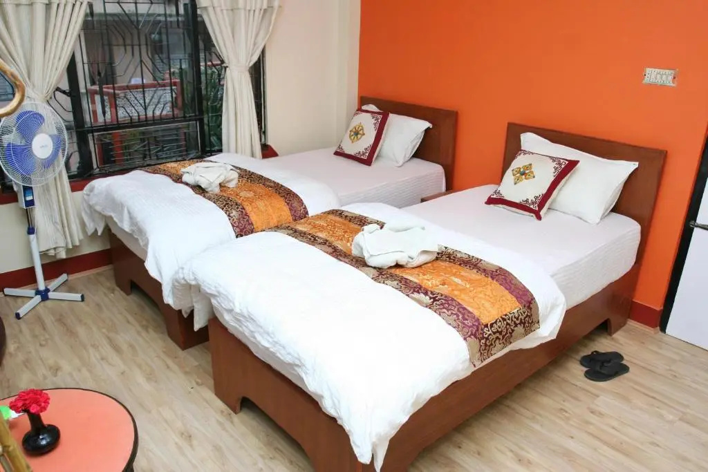 Economy room