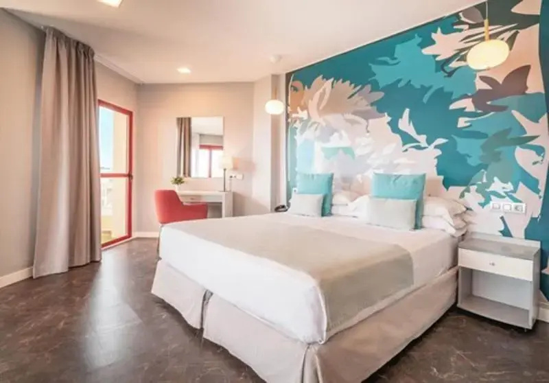 Junior Suite with balcony and with sea view