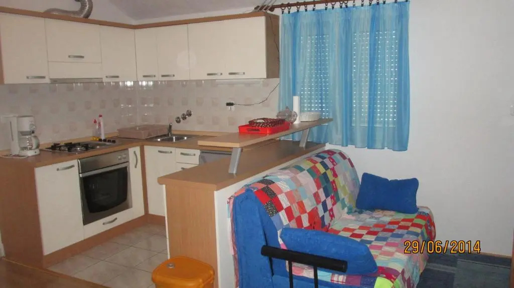 J & B Holiday House - Chambres