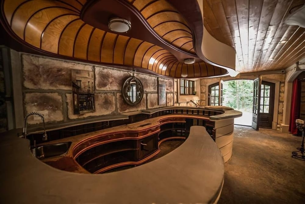 Stone Hearst - фото 19