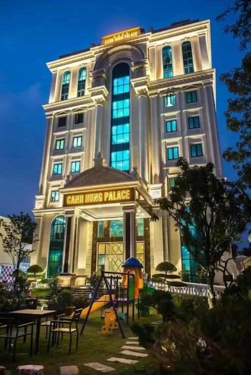 Canh Hung Palace