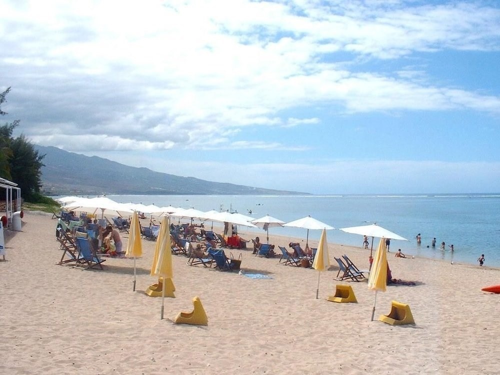 Beach & Waterfront