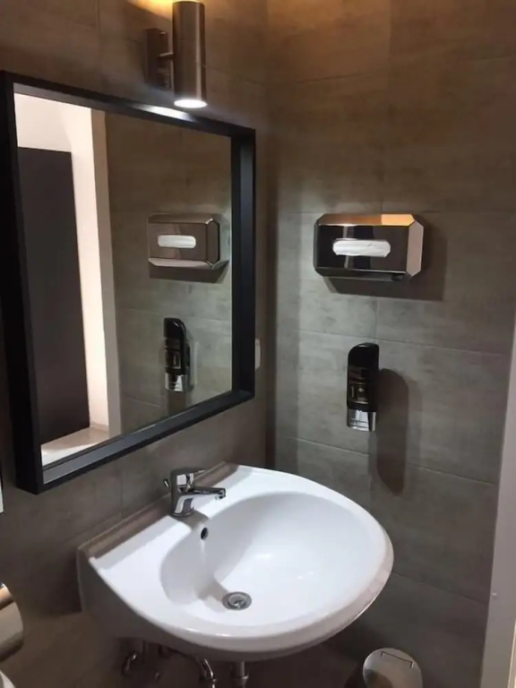 Main Hotel Frankfurt City — 7