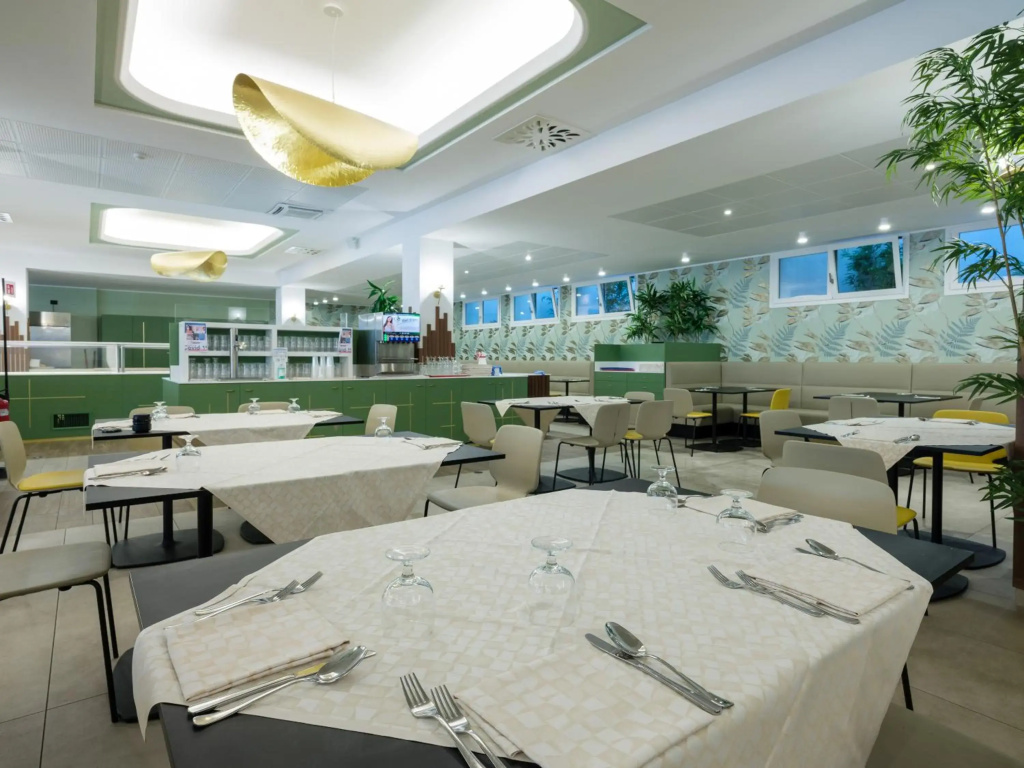 Hotel Leonardo da Vinci - фото 32