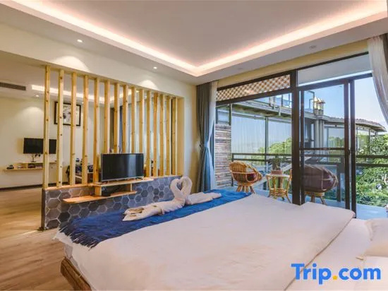 Suite with view
