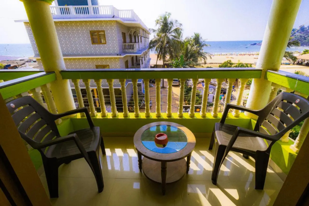 Larios Beach Holidays - Général