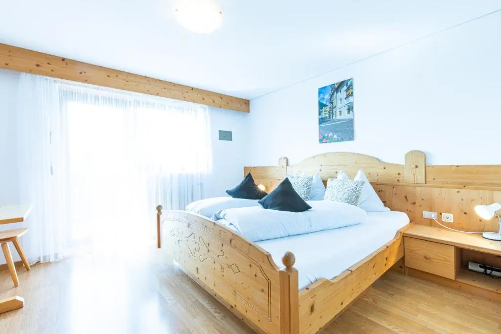 Standard Double room with balcony (full double bed)