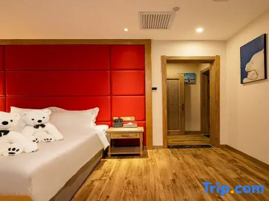 Standard Double room with garden view (full double bed)