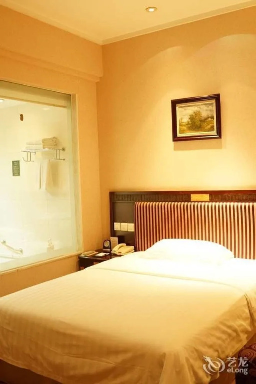 Xiongfei Holiday Hotel - Zigong - фото 27