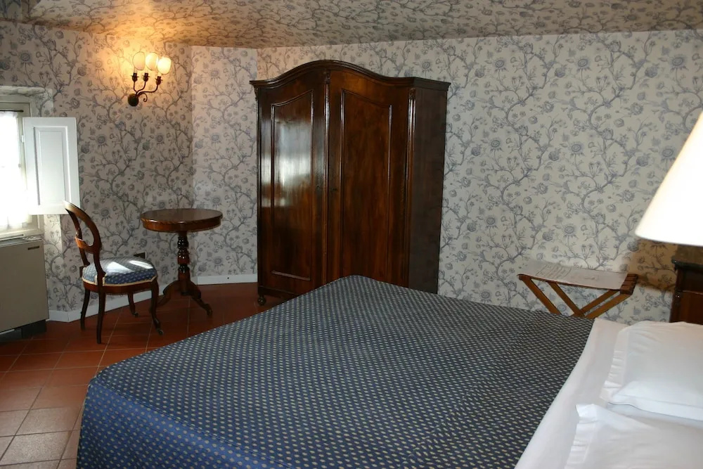 Locanda Del Lupo - Chambres