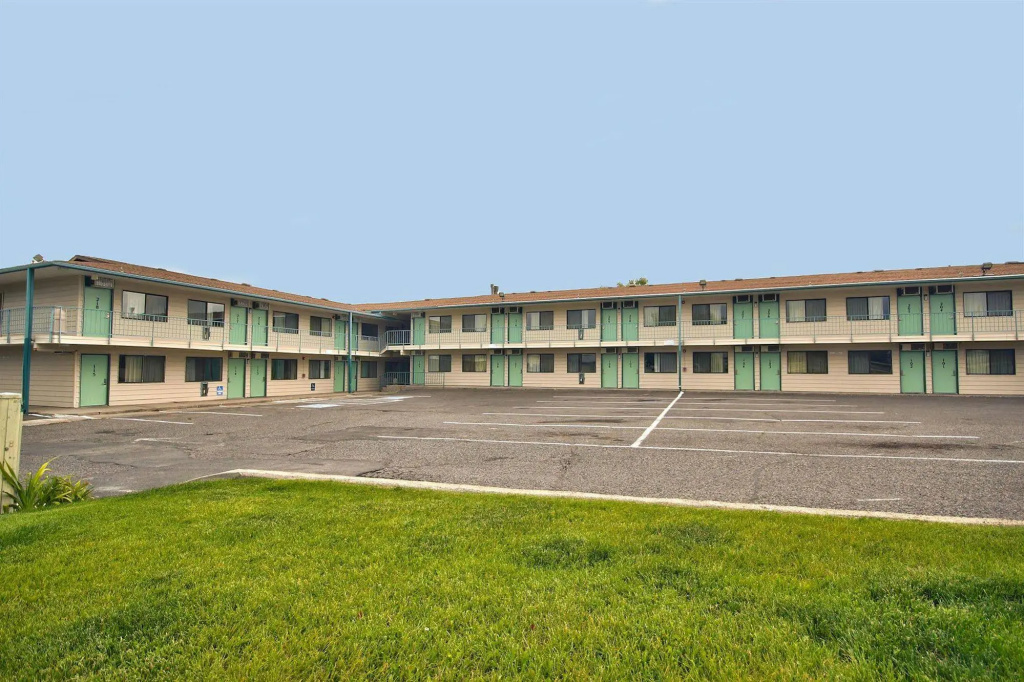Americas Best Value Inn & Suites Helena