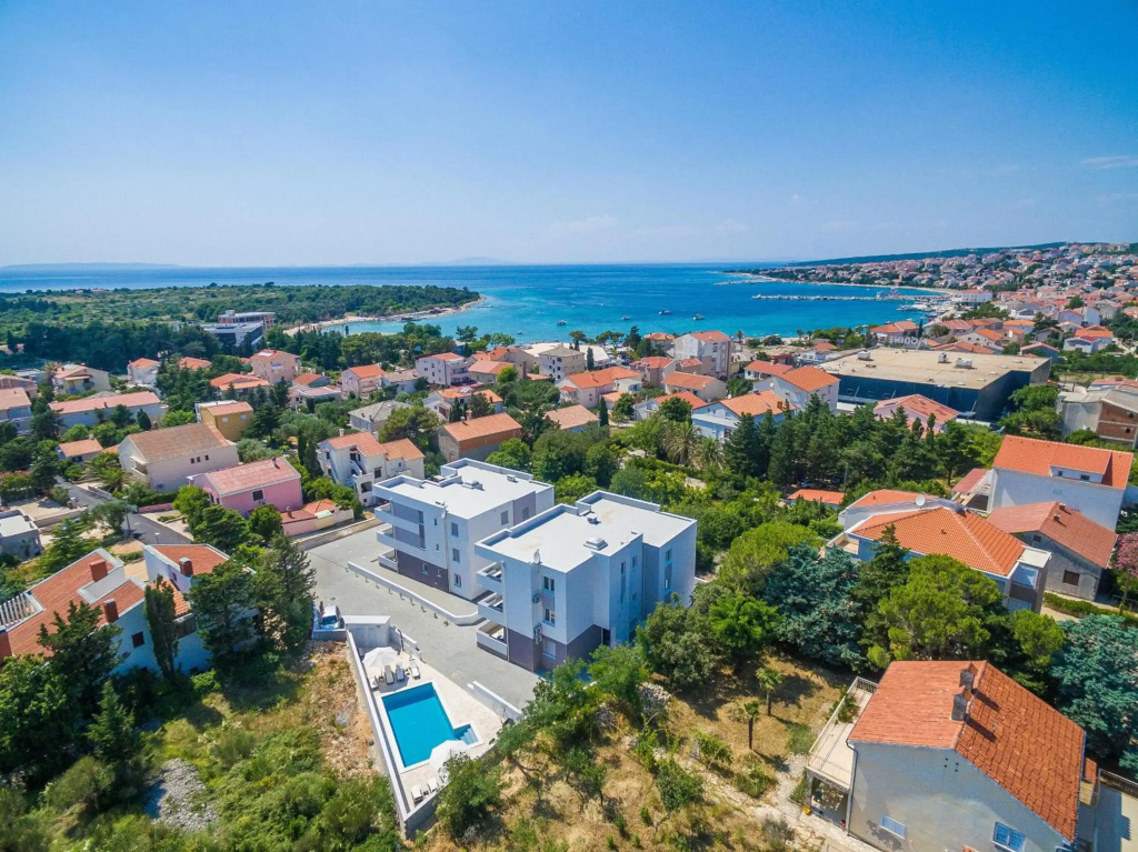 Villa Star 5 luxury apartment with a pool
