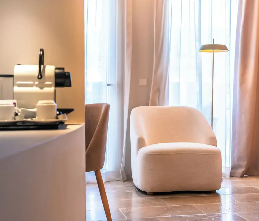 Premium room