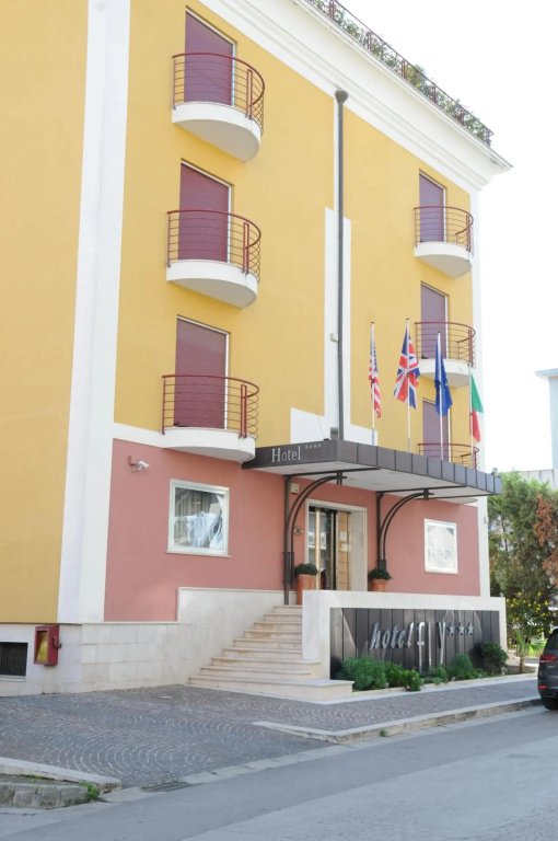 Hotel photo 20