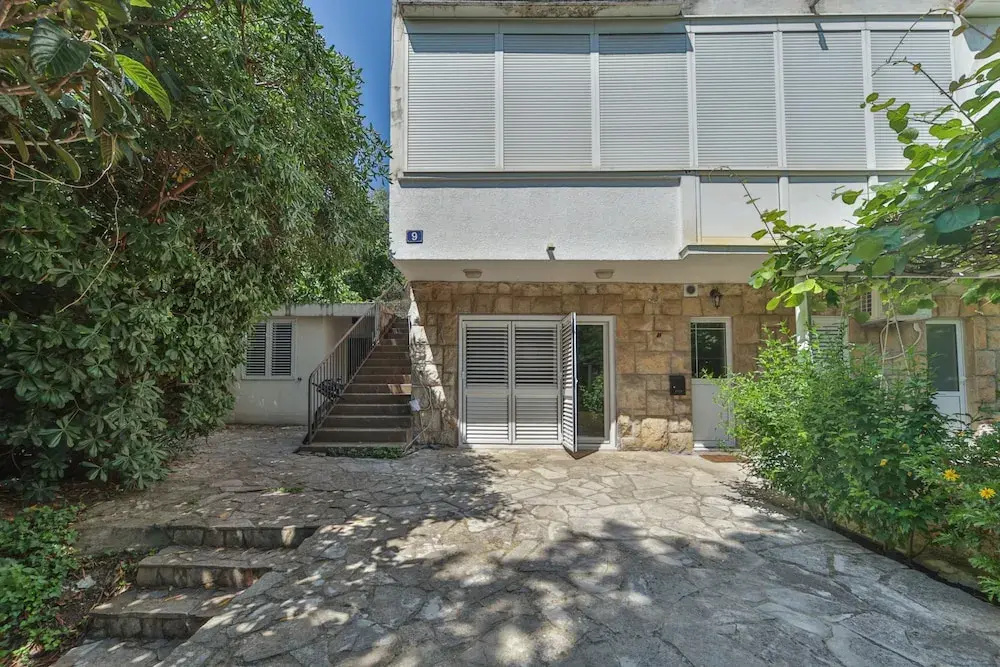 Studio Mediteranska Street