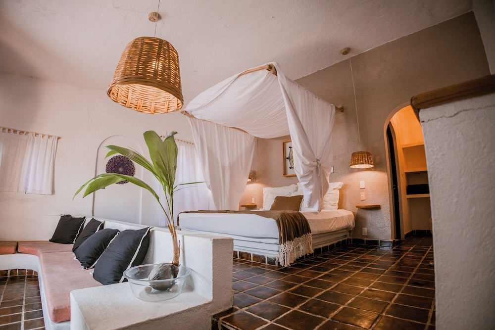 Standard room with balcony