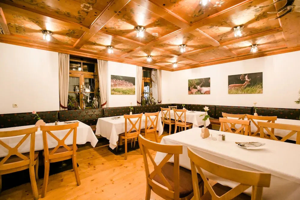 Food & Beverage