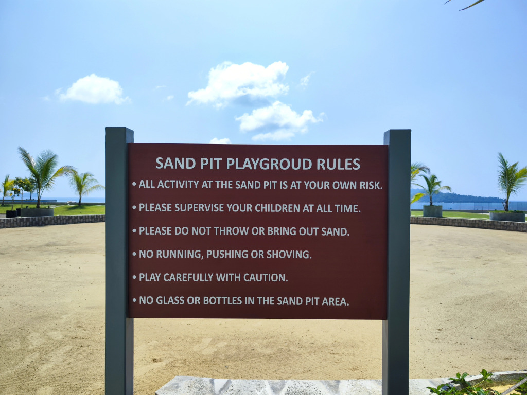 Sunset Seaview Vacation Condos @ Jesselton Quay