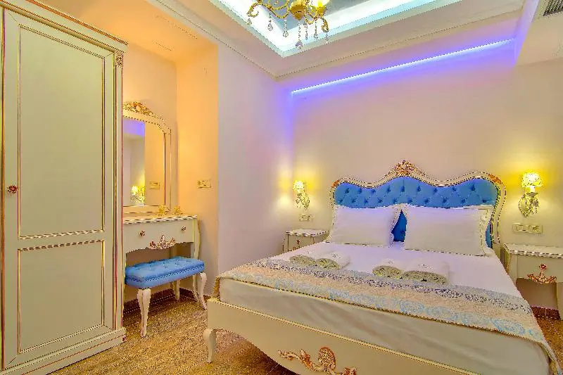 Superior Double room (full double bed)