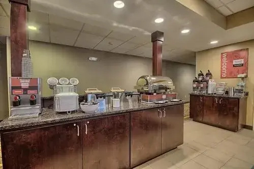Food & Beverage