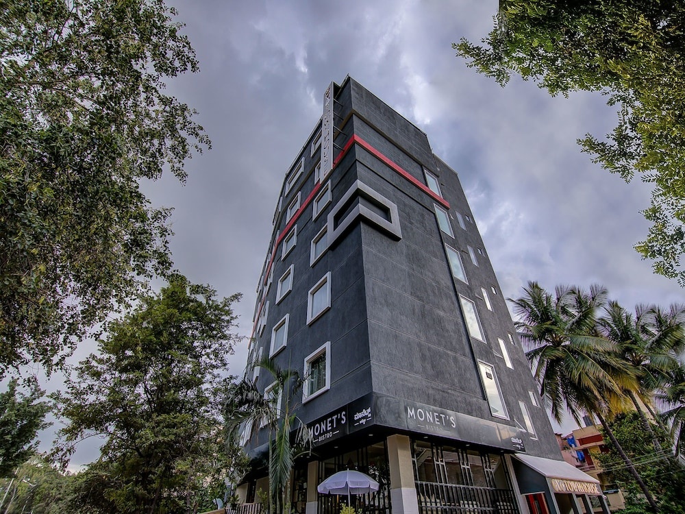 OYO Townhouse 035 Indiranagar