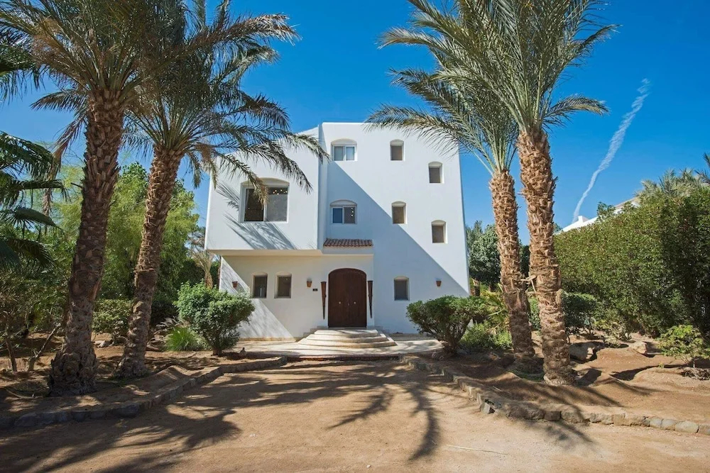 Charming Villa In El Gouna With Pool