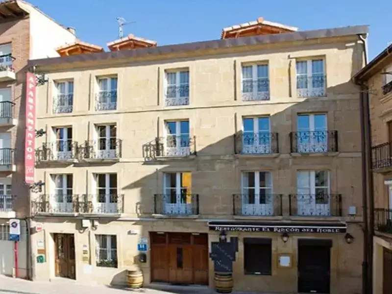 Apartamentos Señorio de Haro 3000