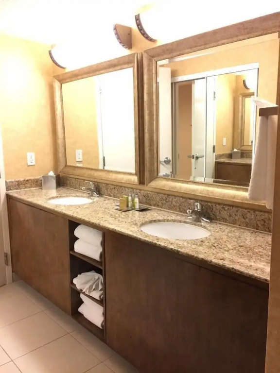 DoubleTree Suites by Hilton Anaheim Rsrt - Conv Cntr - Chambres