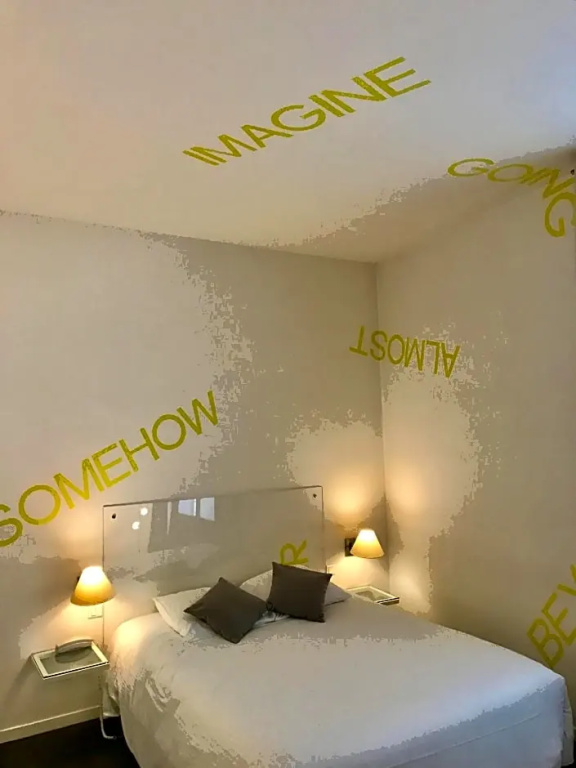 Comfort room