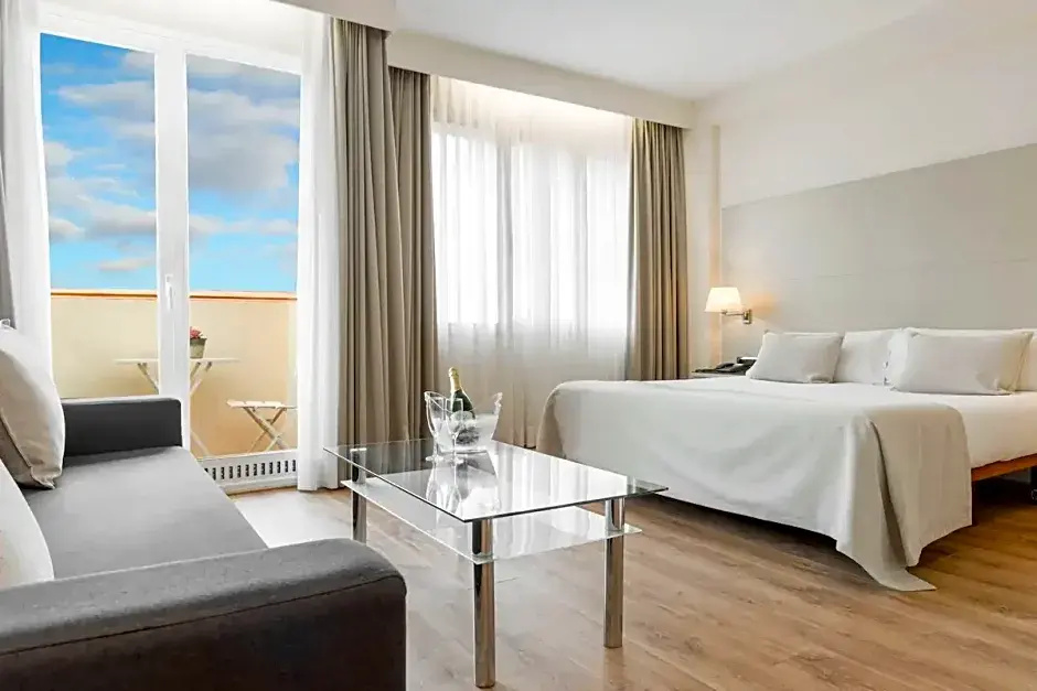 Aparthotel Mariano Cubi - Chambres
