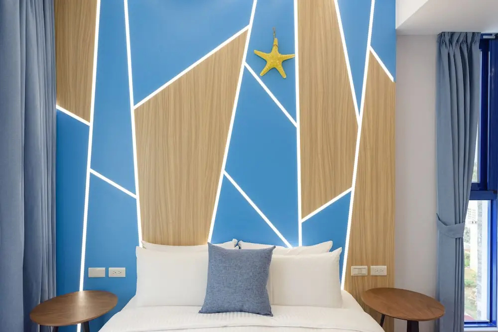 Economy room