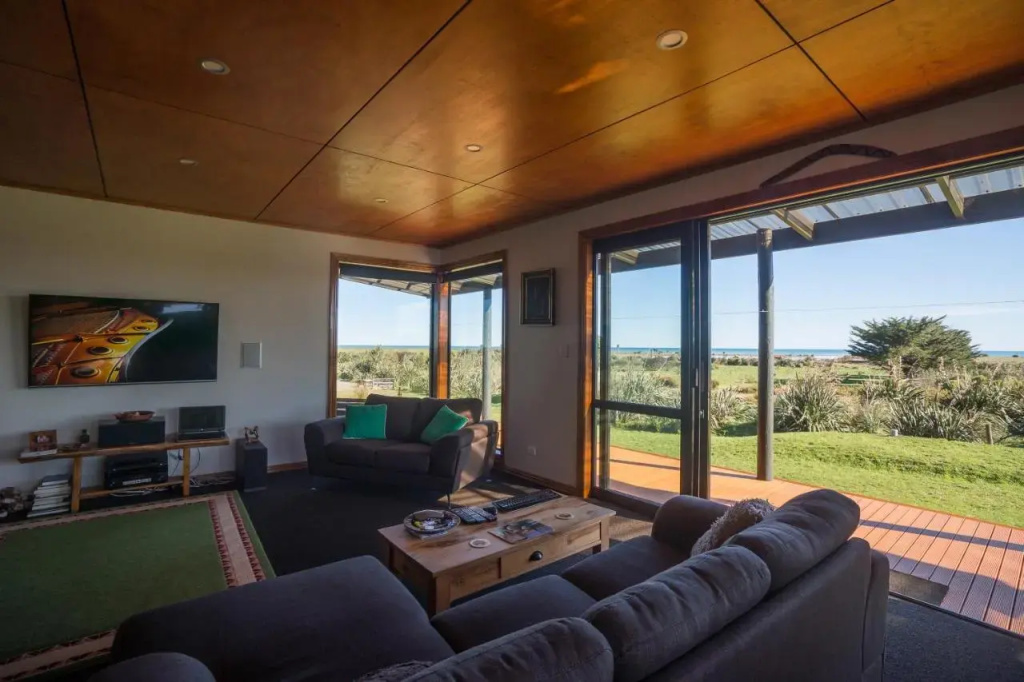 Kiwi Cabin and Homestay at Koru - фото 2