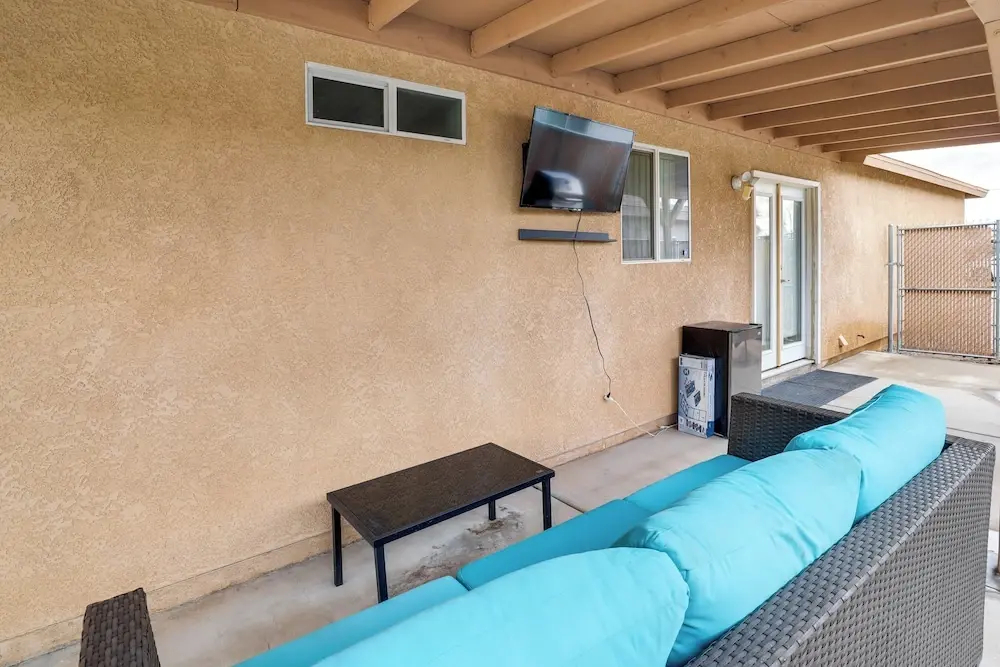 Fire Pit + Covered Patio: Bullhead City Escape! — фото 6